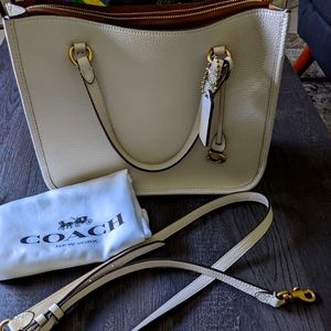 Coach Tyler Carryall 28